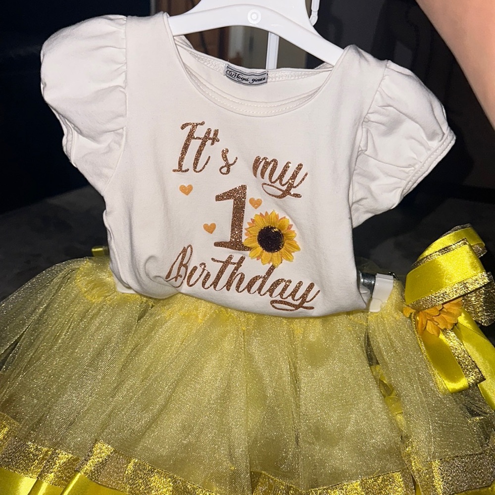 Girls dress